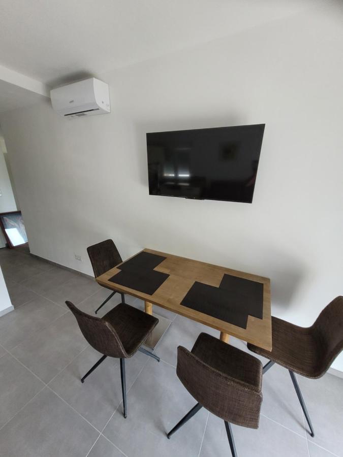 Harizma Apartment Primošten Екстериор снимка