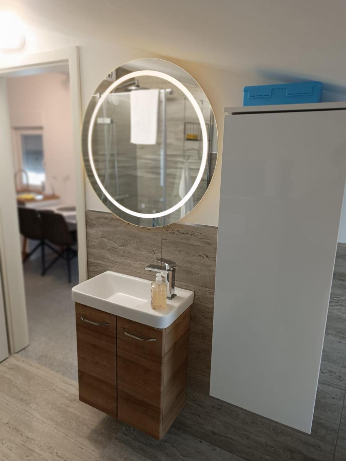 Harizma Apartment Primošten Екстериор снимка